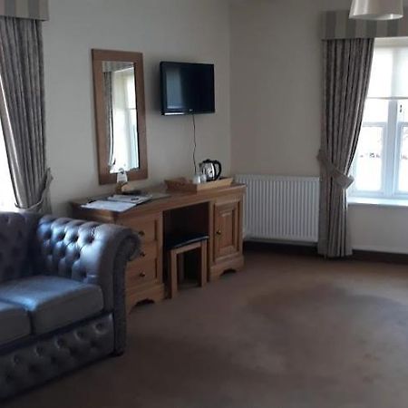 Cambrian Inn Tredegar Buitenkant foto